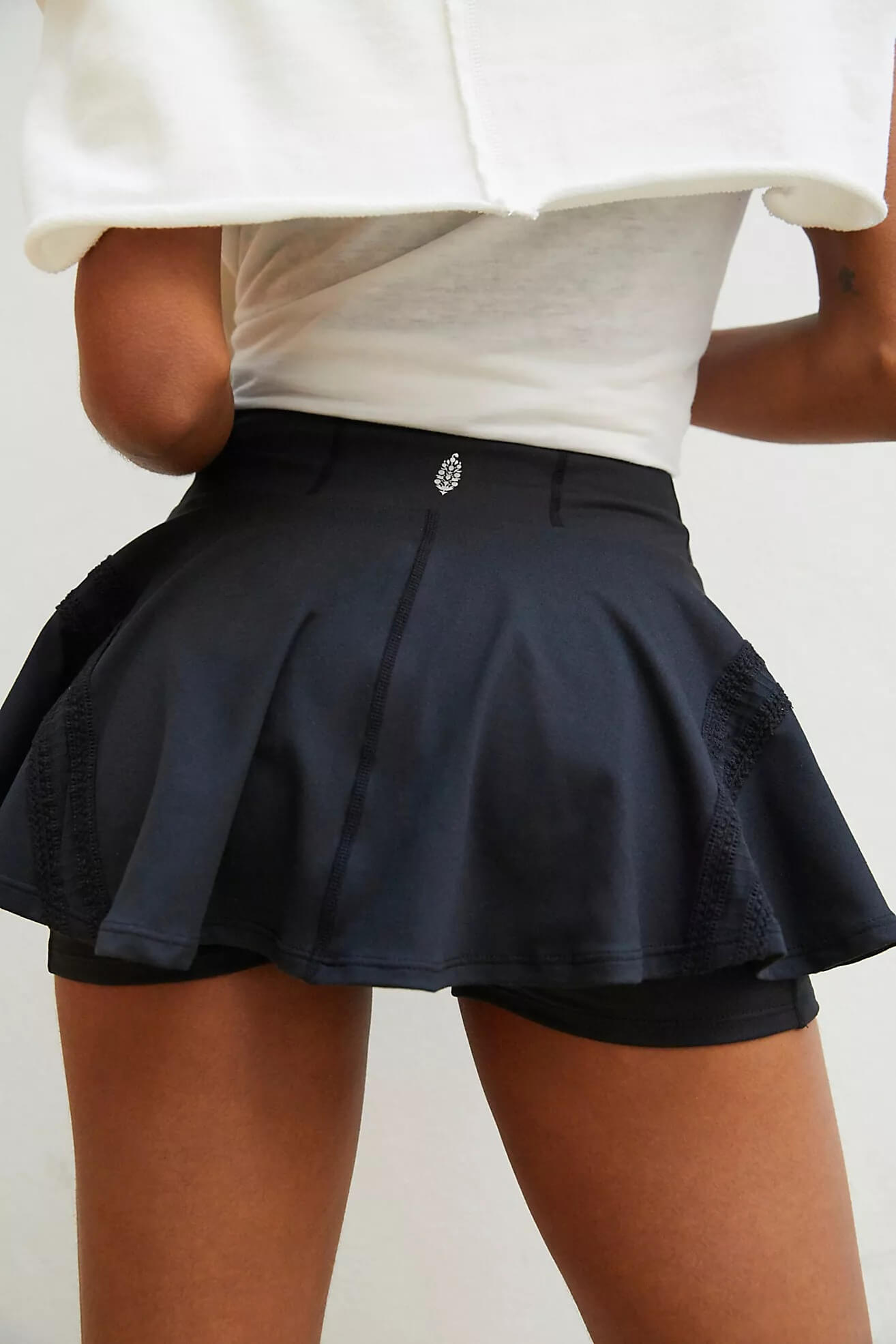 OB1239363 PLEATS AND THANK YOU SKORT-bk
